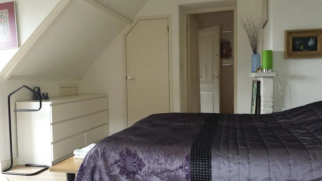 Villa Cornelia Bed & Breakfast Utrecht Hotel