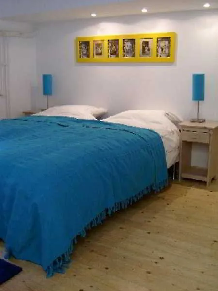Villa Cornelia Bed & Breakfast Utrecht 2*,  Netherlands