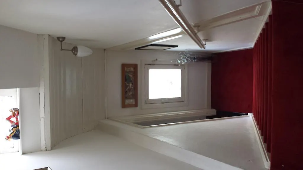 Villa Cornelia Bed & Breakfast Utrecht Hotel